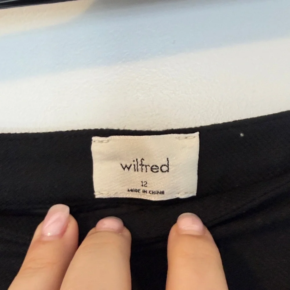 Wilfred Black Pleated Mini Skirt - Picture 2 of 2